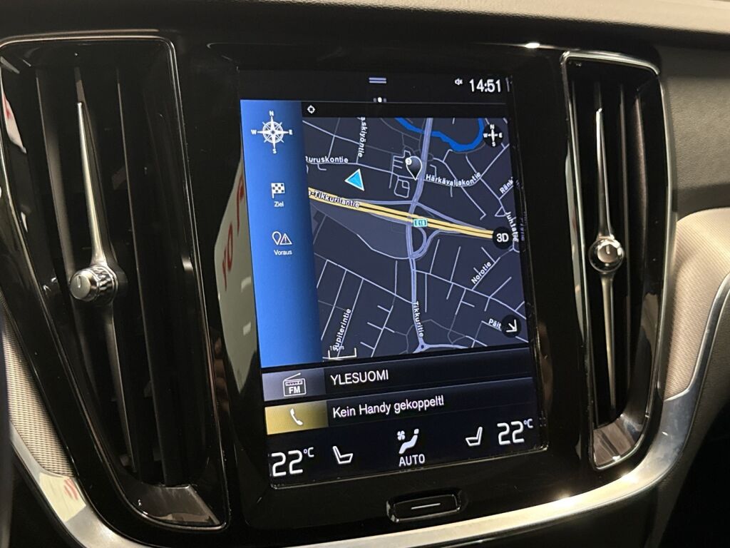 Volvo V60 2021 Punainen