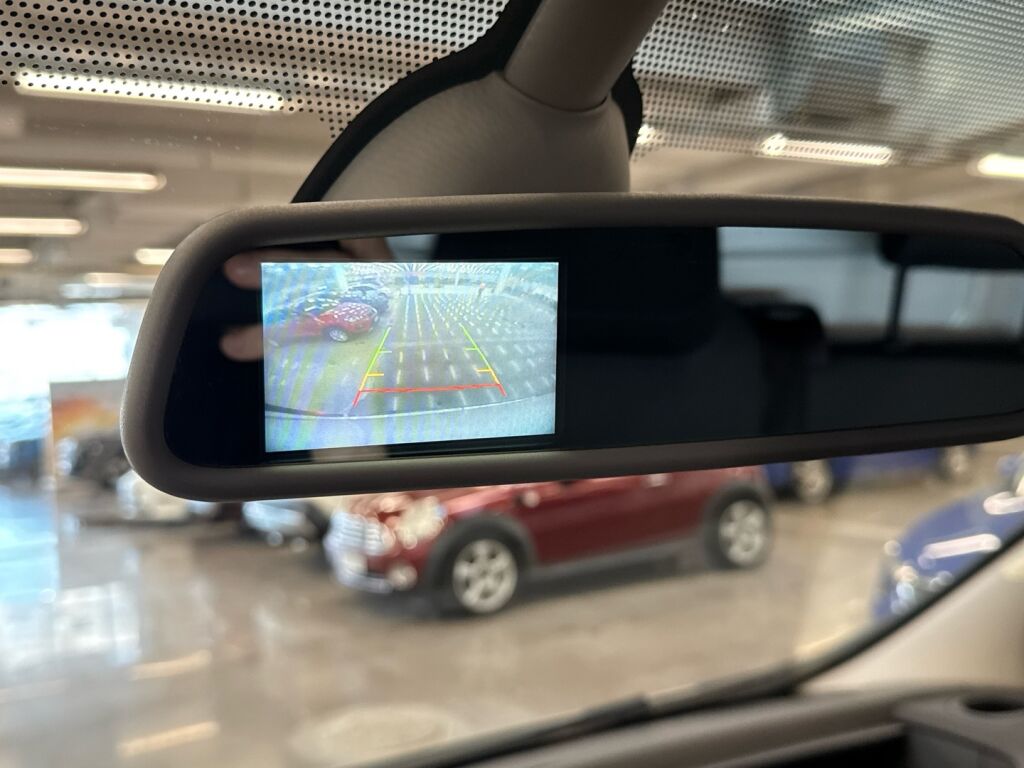 Renault Trafic 2022 Valkoinen