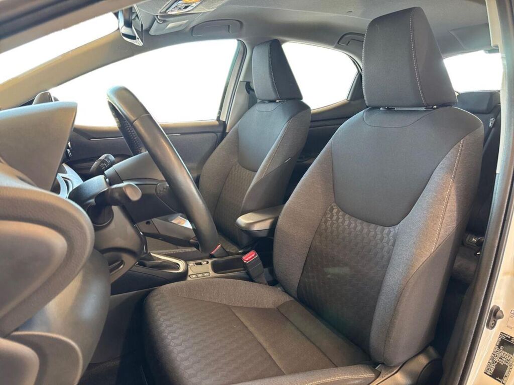 Toyota Yaris 2022 Valkoinen