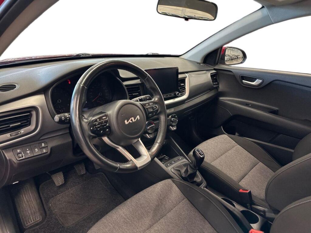 Kia Stonic 2022 Punainen