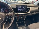 Kia Stonic 2022 Punainen