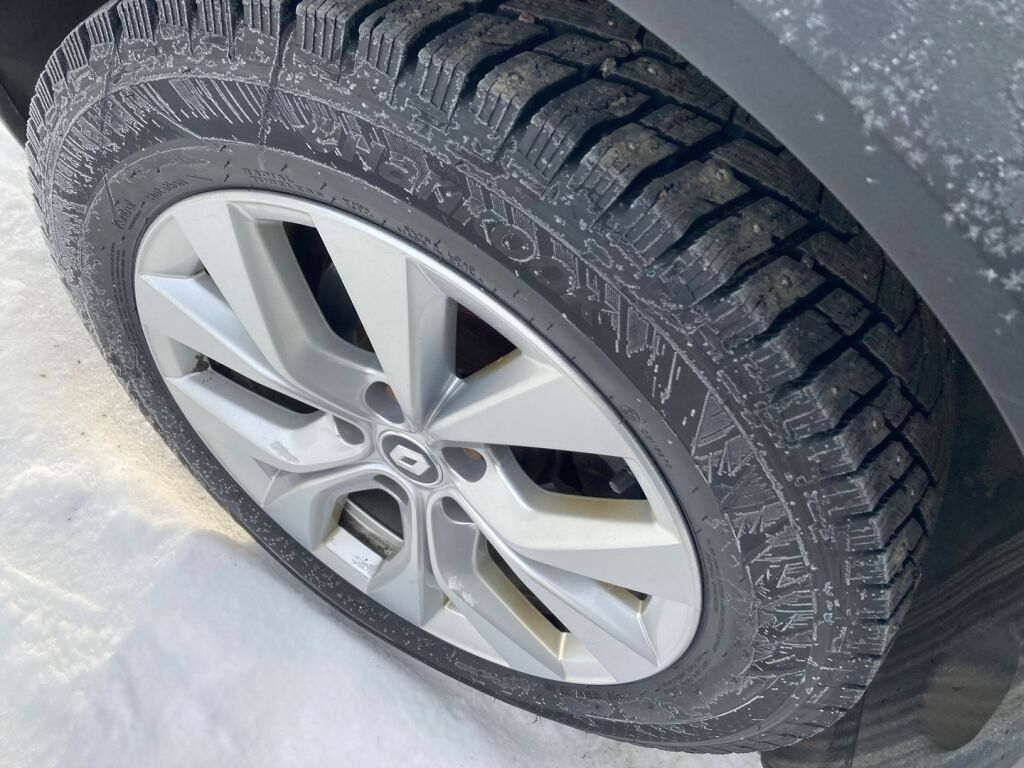 Renault Captur 2022 Metallinhohto Harmaa