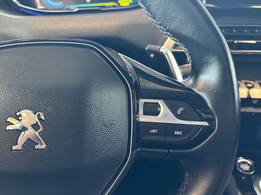 Peugeot 3008 2022 Valkoinen