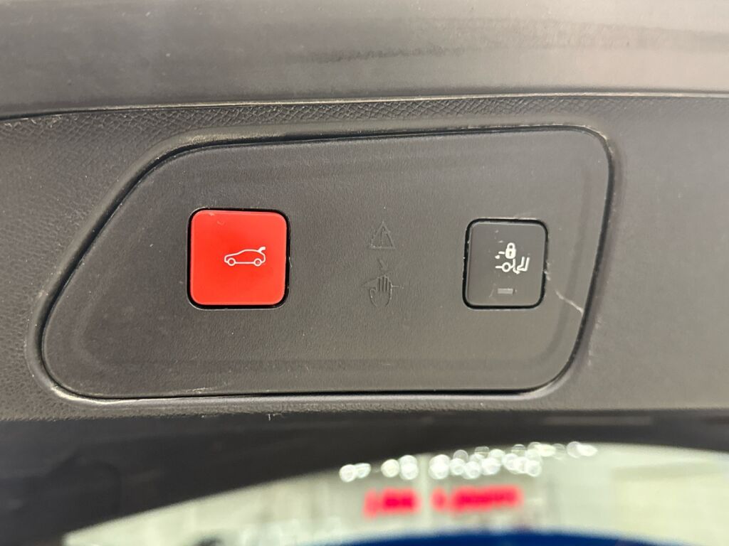 Peugeot 3008 2022 Sininen