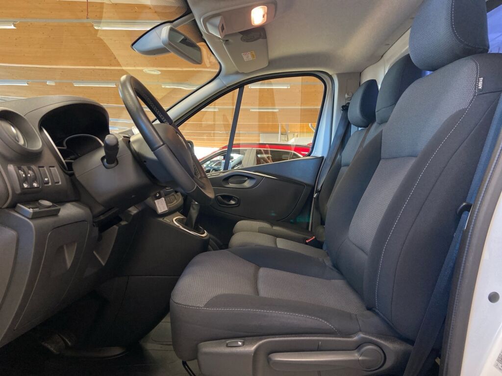 Renault Trafic 2022 Valkoinen