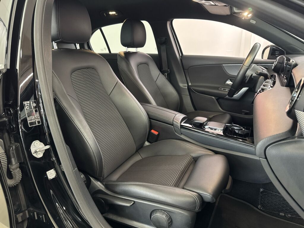 Mercedes-Benz A 2019 Musta