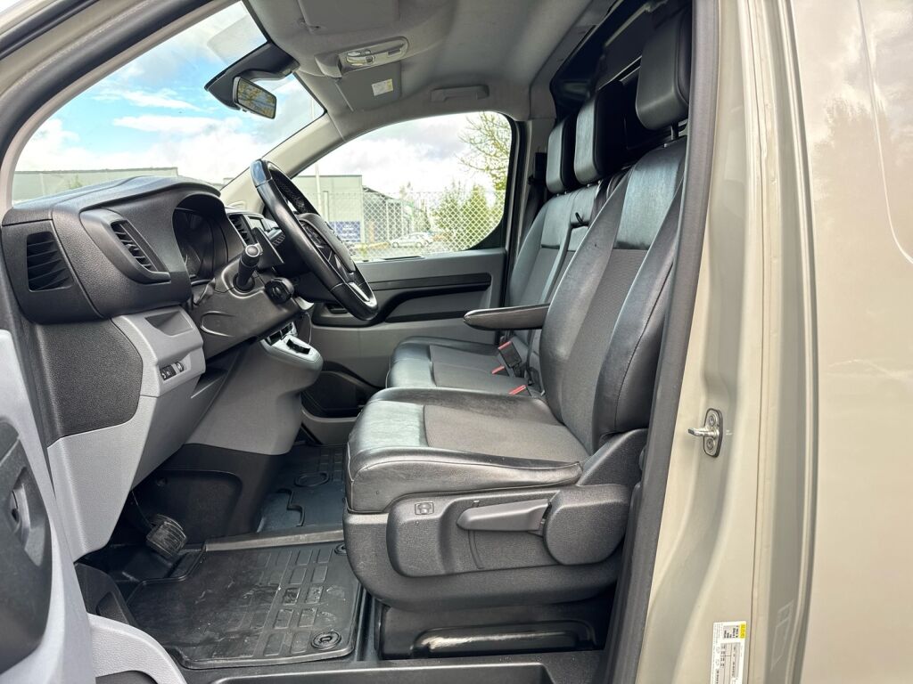 Opel Vivaro 2020 Harmaa