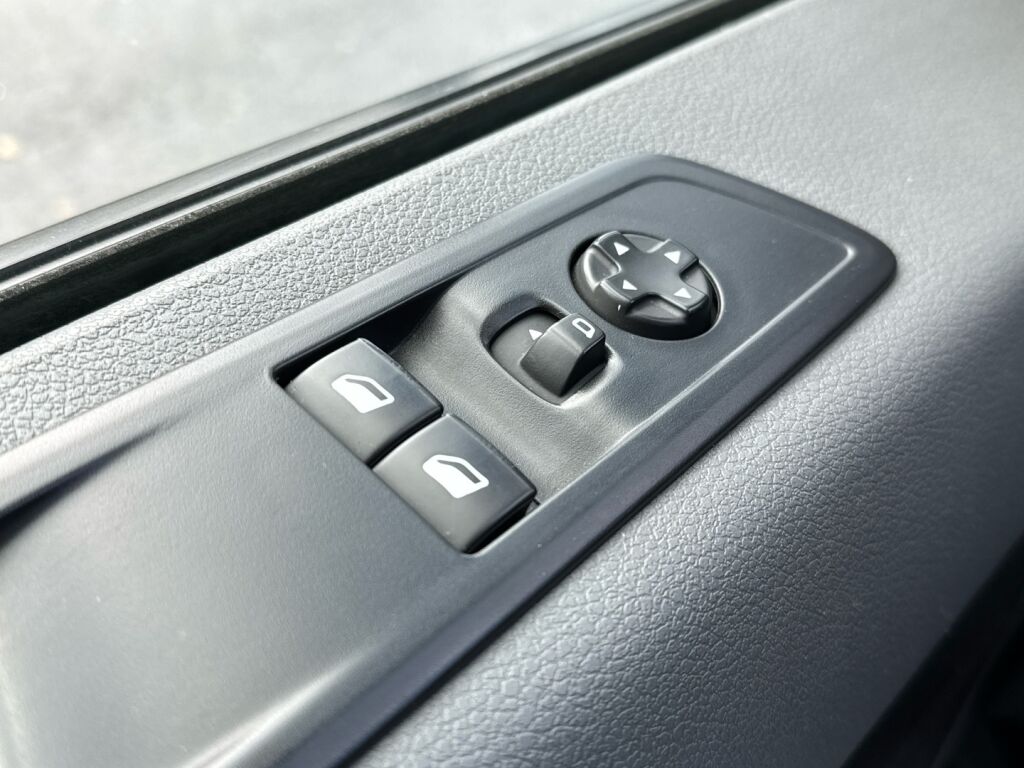 Opel Vivaro 2020 Harmaa