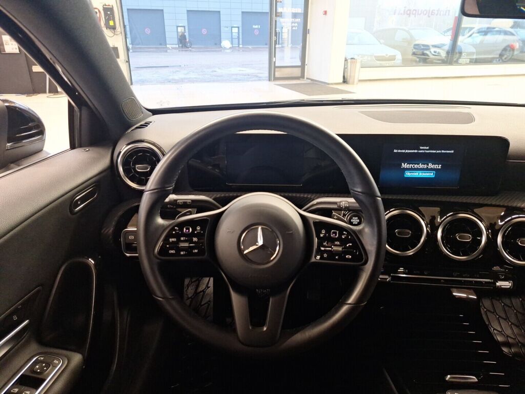 Mercedes-Benz A 2020 Musta