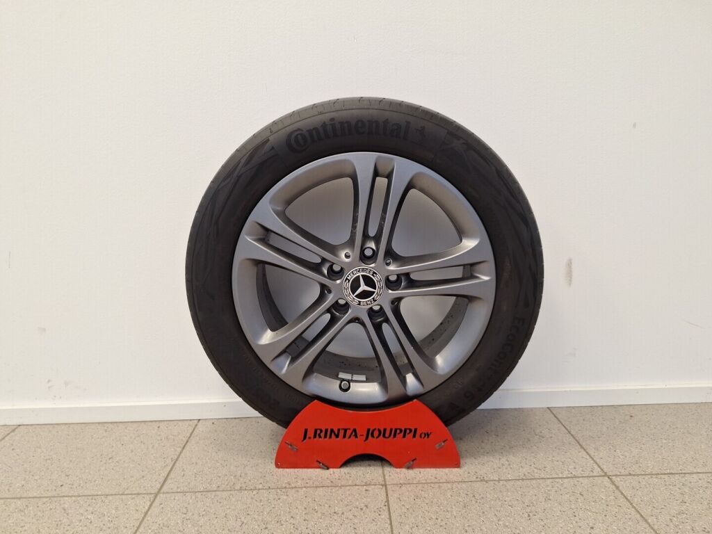 Mercedes-Benz A 2020 Musta