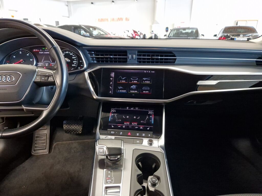 Audi A6 2020 Musta