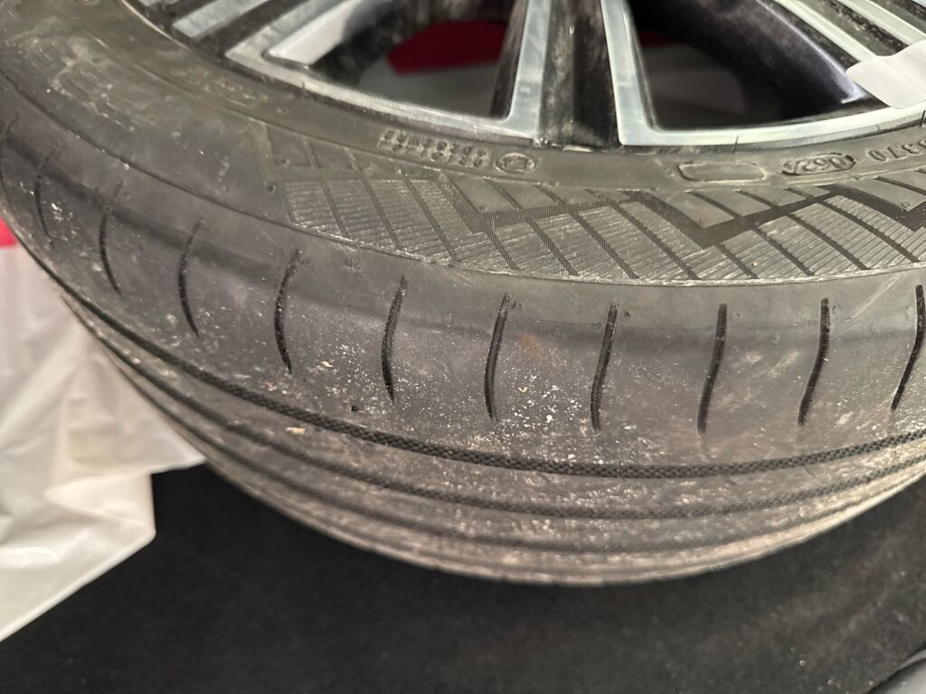 Volvo V60 2020 Harmaa