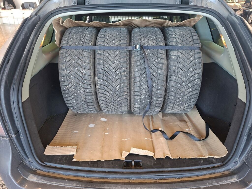 Saab 9-3 2007 Harmaa