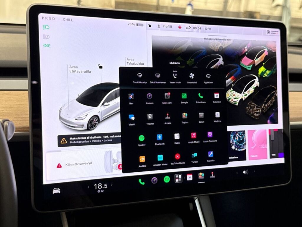 Tesla Model 3 2020 Valkoinen