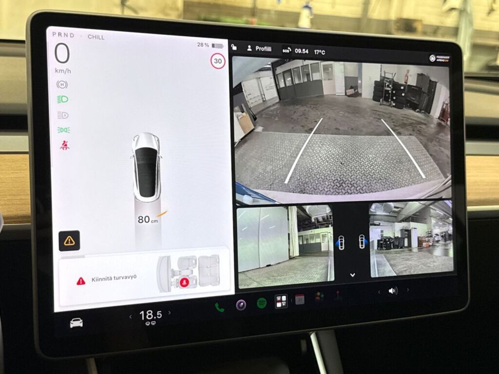 Tesla Model 3 2020 Valkoinen
