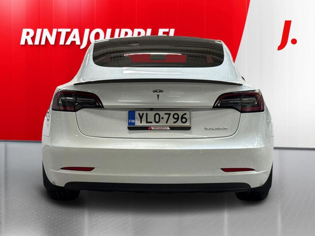 Tesla Model 3 Performance 2020, kuva 6/35