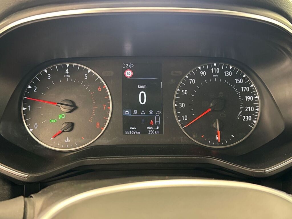 Renault Clio 2020 Valkoinen