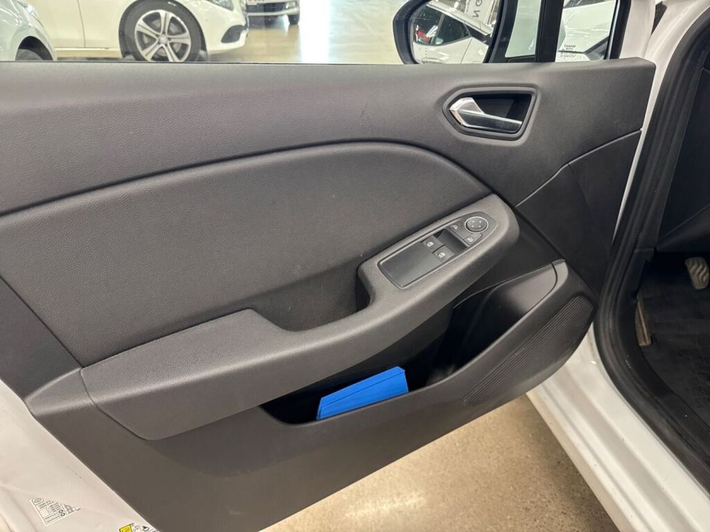 Renault Clio 2020 Valkoinen