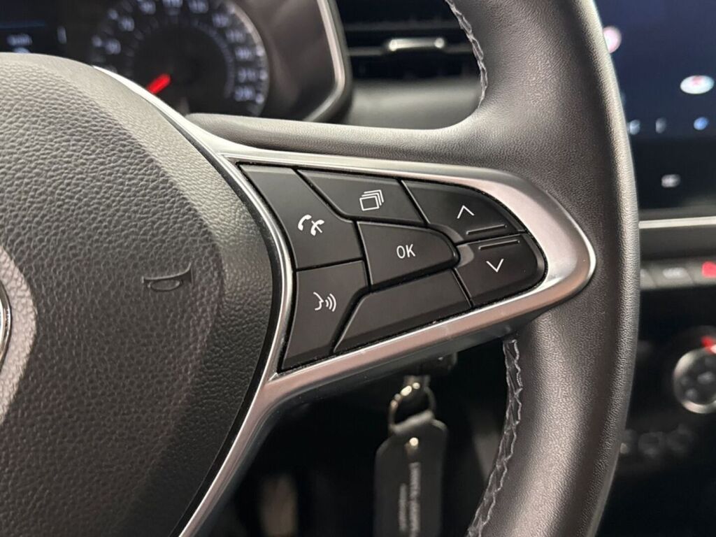 Renault Clio 2020 Valkoinen