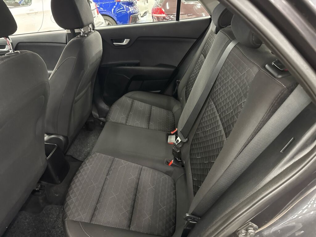 Kia Rio 2020 Harmaa