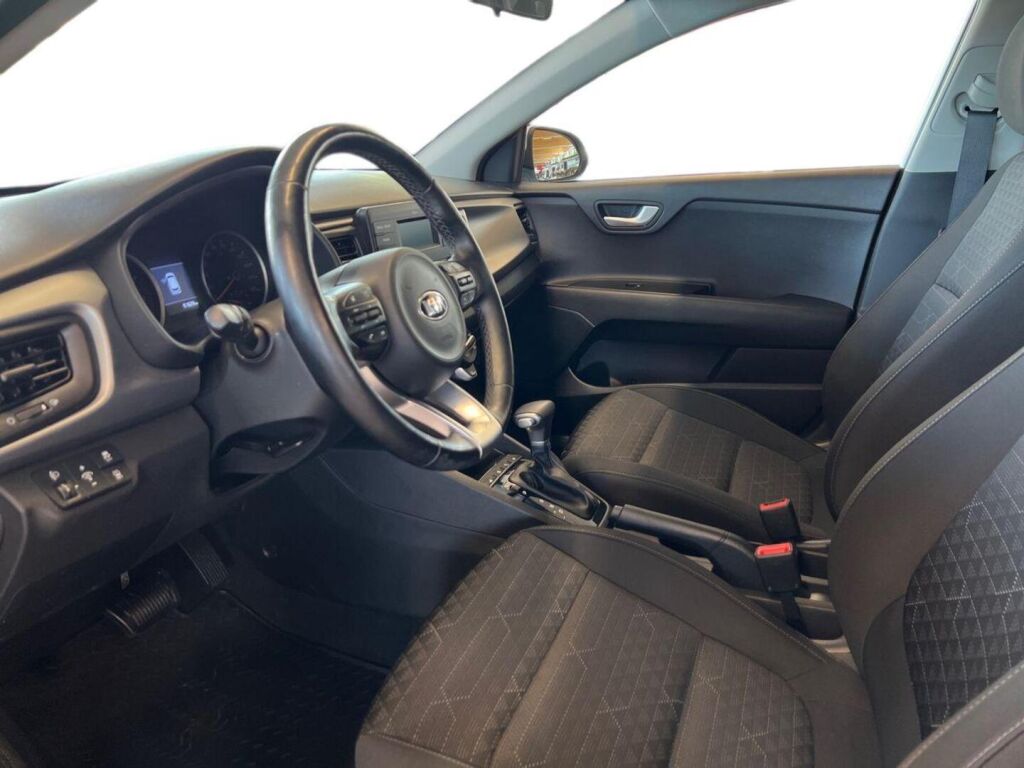 Kia Rio 2020 Hopea