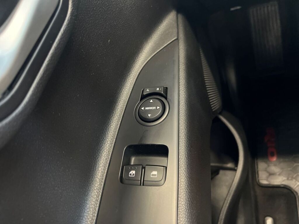Kia Rio 2020 Hopea