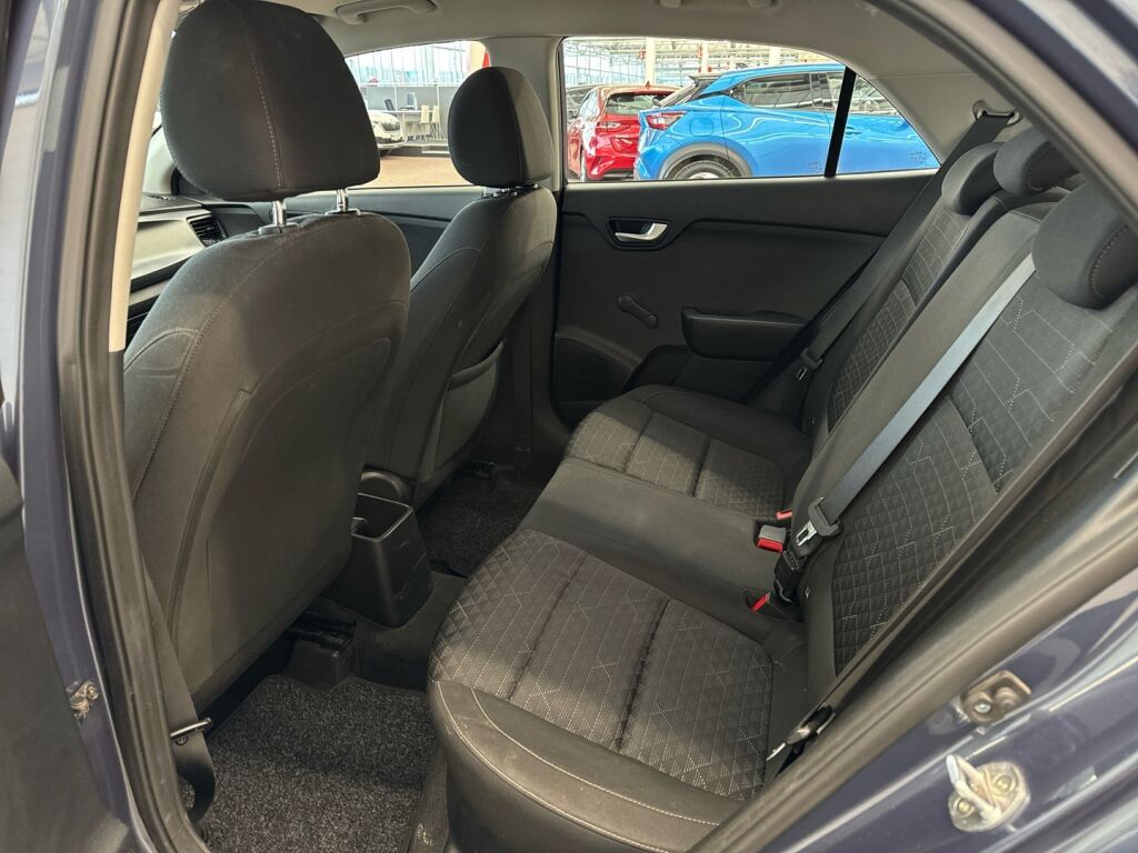 Kia Rio 2020 Sininen