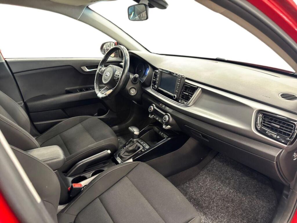 Kia Rio 2020 Punainen