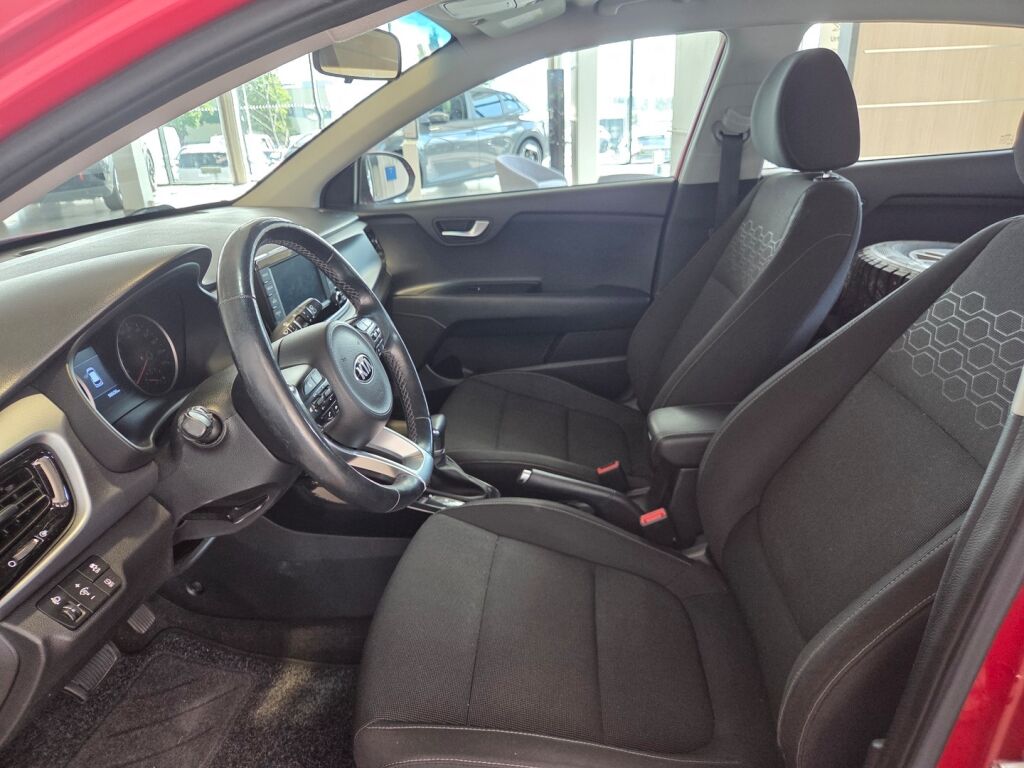 Kia Rio 2020 Punainen