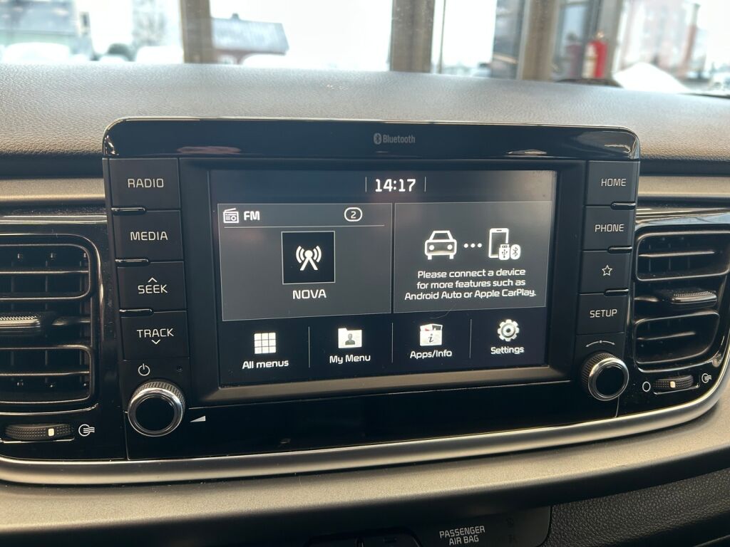 Kia Rio 2020 Valkoinen