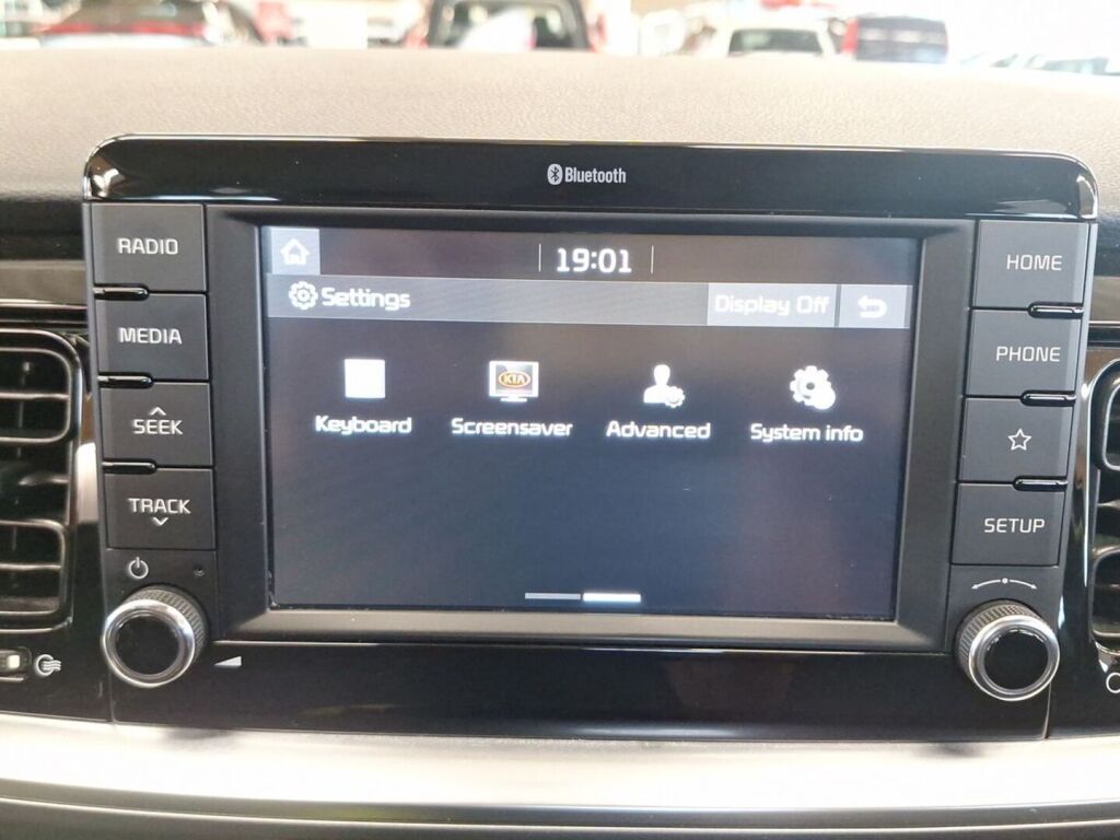 Kia Stonic 2020 Musta