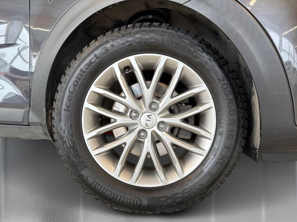 Kia Stonic 2020 Harmaa