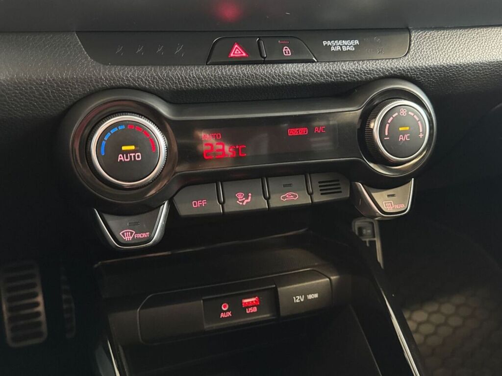 Kia Stonic 2020 Harmaa