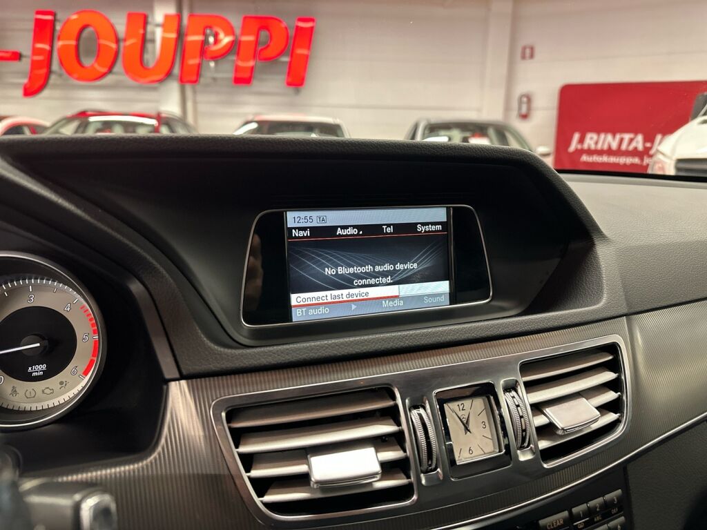 Mercedes-Benz E 2013 Musta