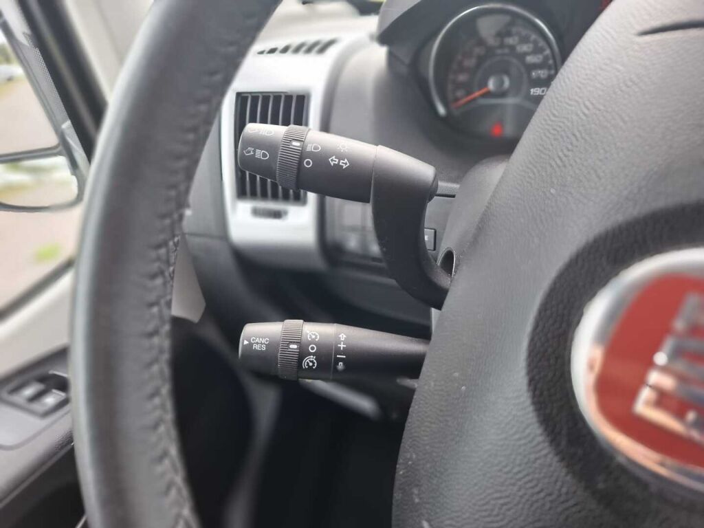 Knaus Sky TI 700 MX Platinum Selection 2020 Valkoinen