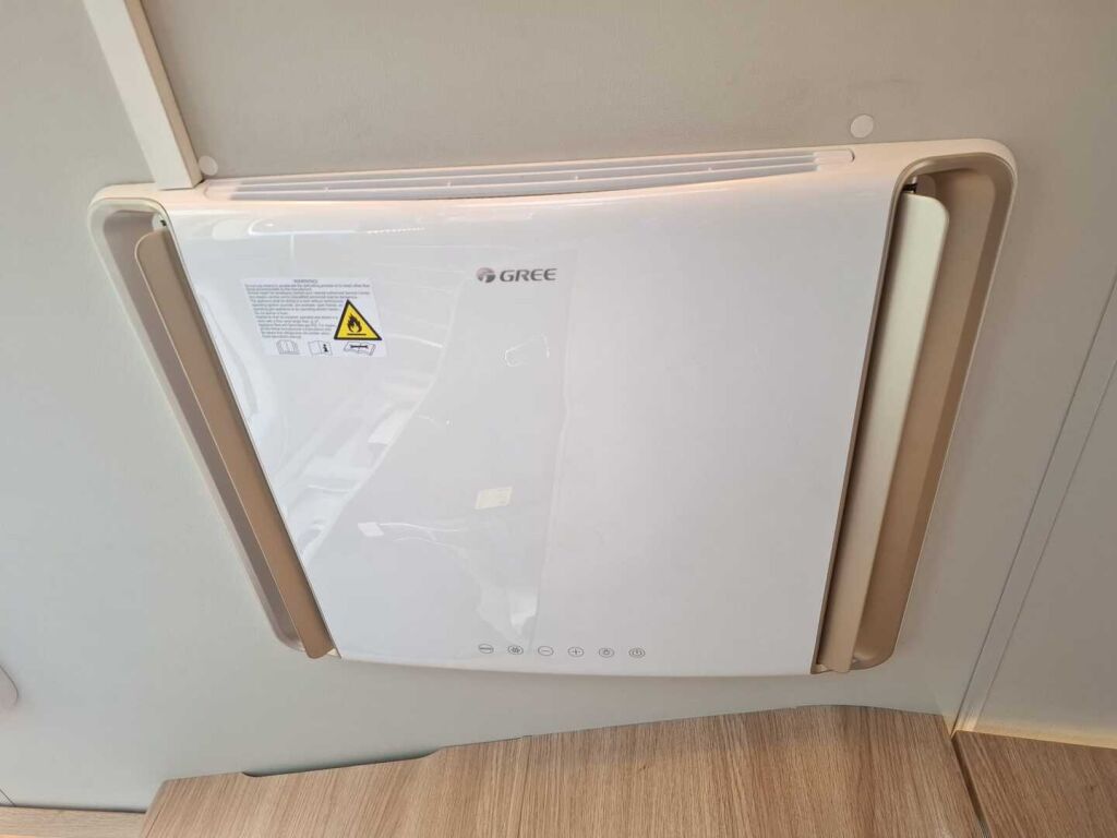 Knaus Sky TI 700 MX Platinum Selection 2020 Valkoinen