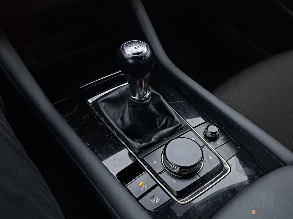 Mazda Mazda3 2020 Musta