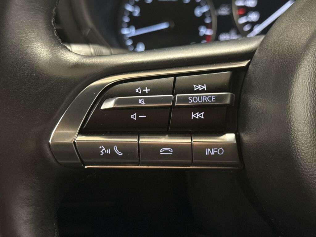 Mazda Mazda3 2020 Musta