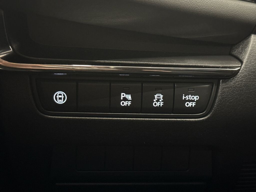 Mazda Mazda3 2020 Musta