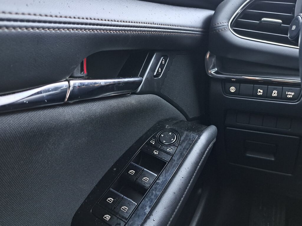 Mazda Mazda3 2020 Musta