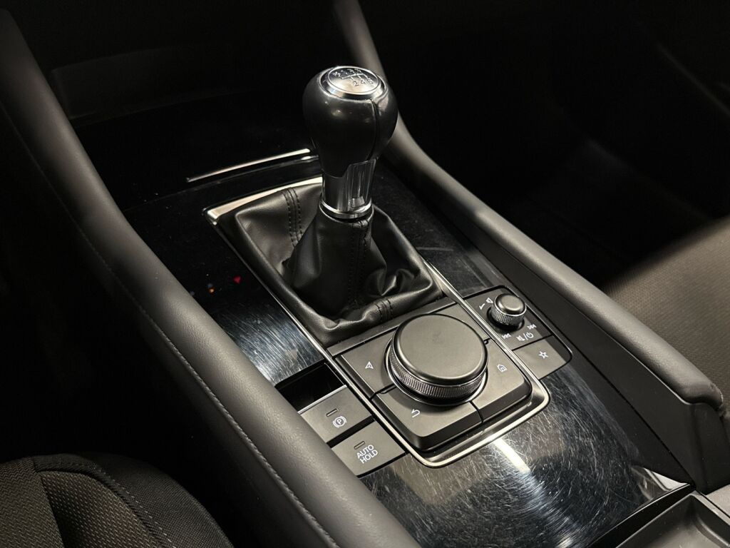 Mazda Mazda3 2020 Musta