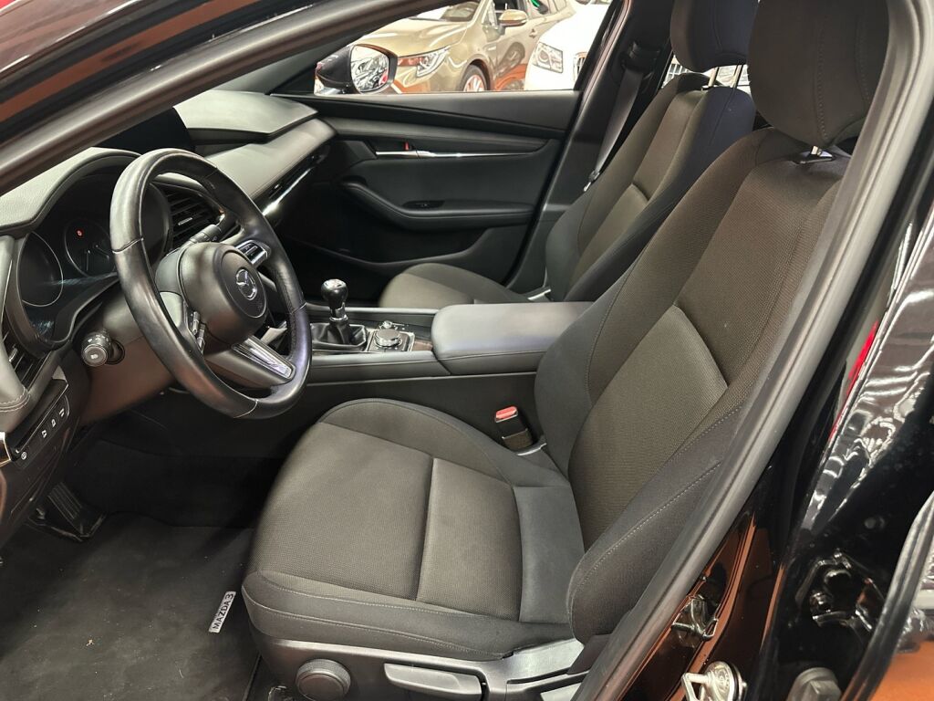 Mazda Mazda3 2020 Musta