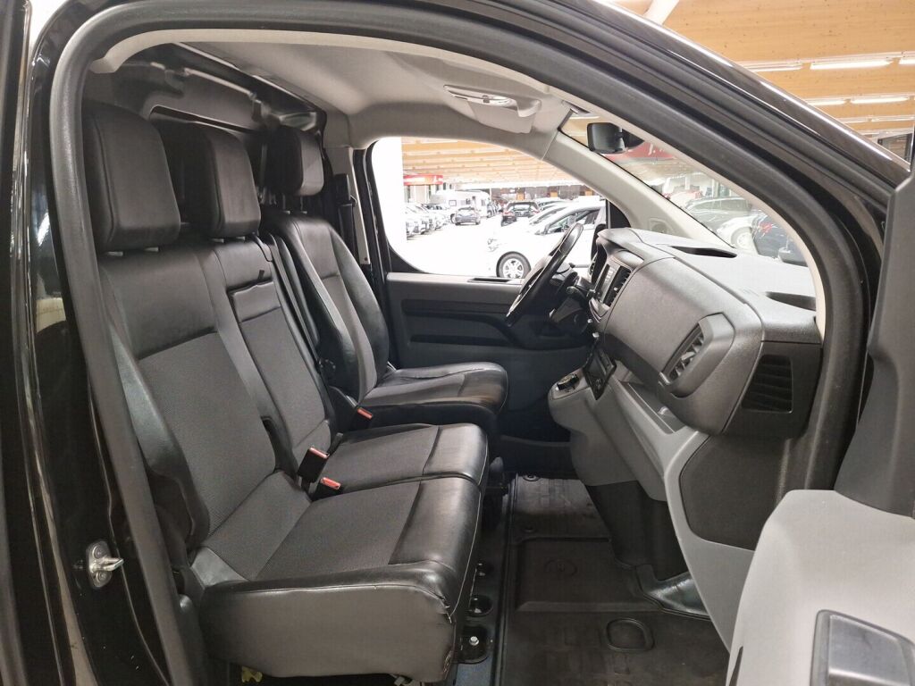 Opel Vivaro 2020 Musta