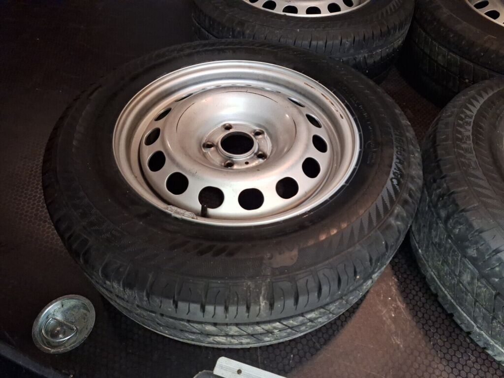 Opel Vivaro 2020 Musta