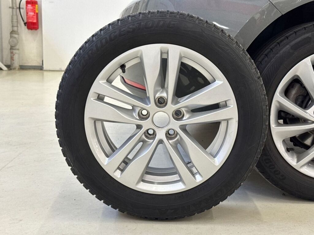 Opel Astra 2020 Harmaa