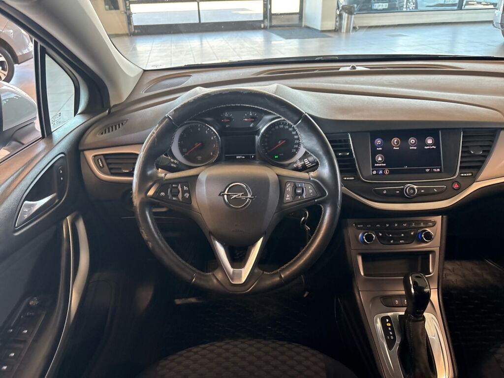 Opel Astra 2020 Hopea