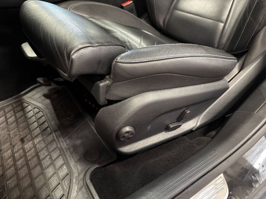Mercedes-Benz E 2016 Musta