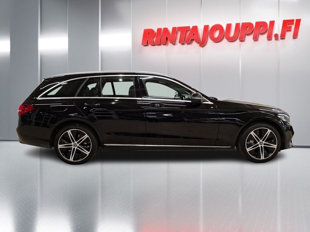 Mercedes-Benz C 2020 Musta