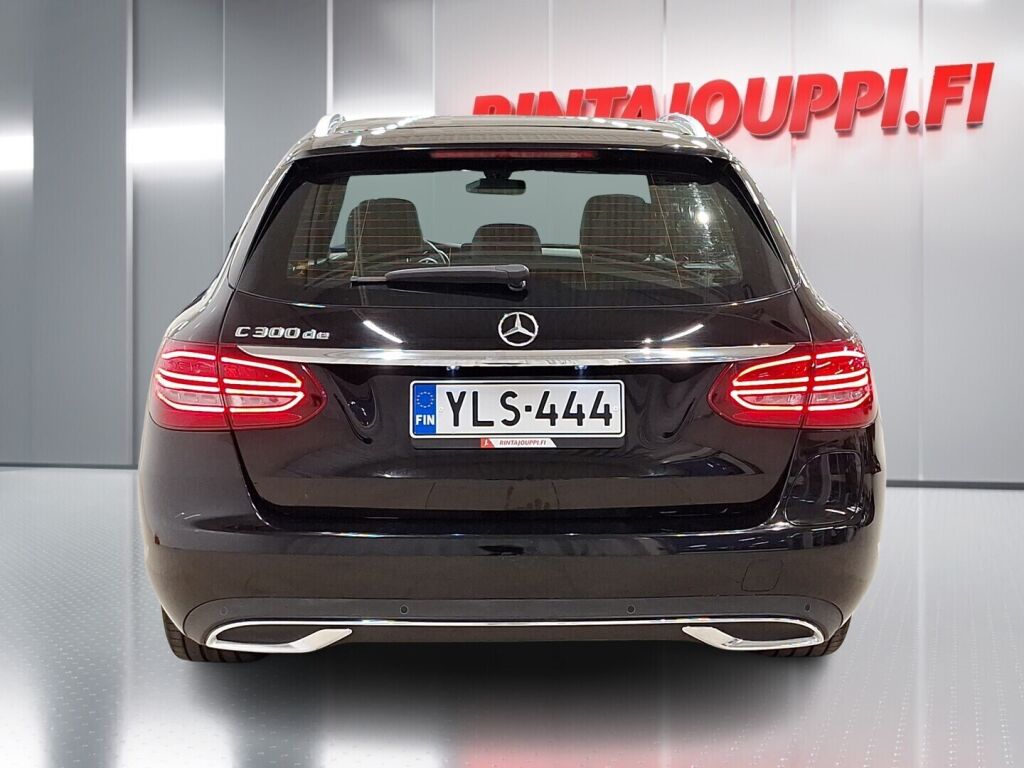 Mercedes-Benz C 2020 Musta