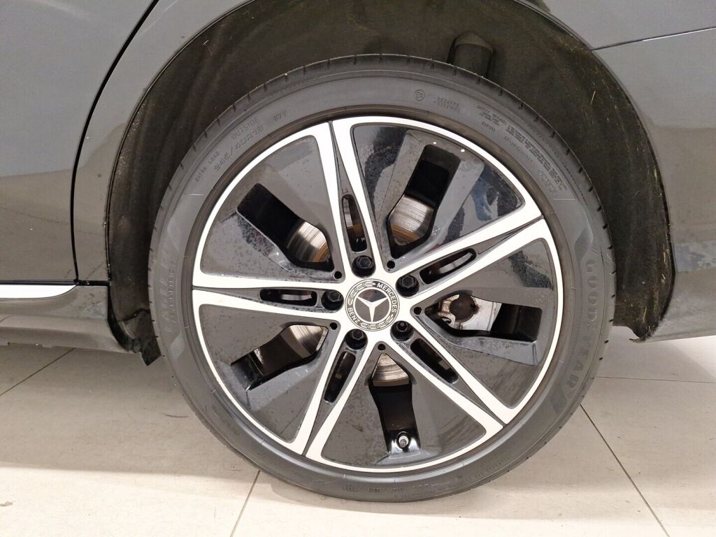 Mercedes-Benz C 2020 Musta